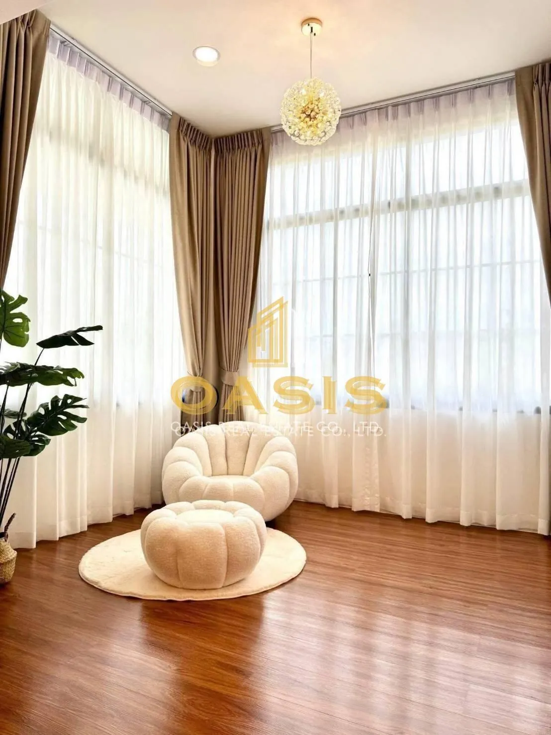 Pattaya Park Hill pool villa for sale