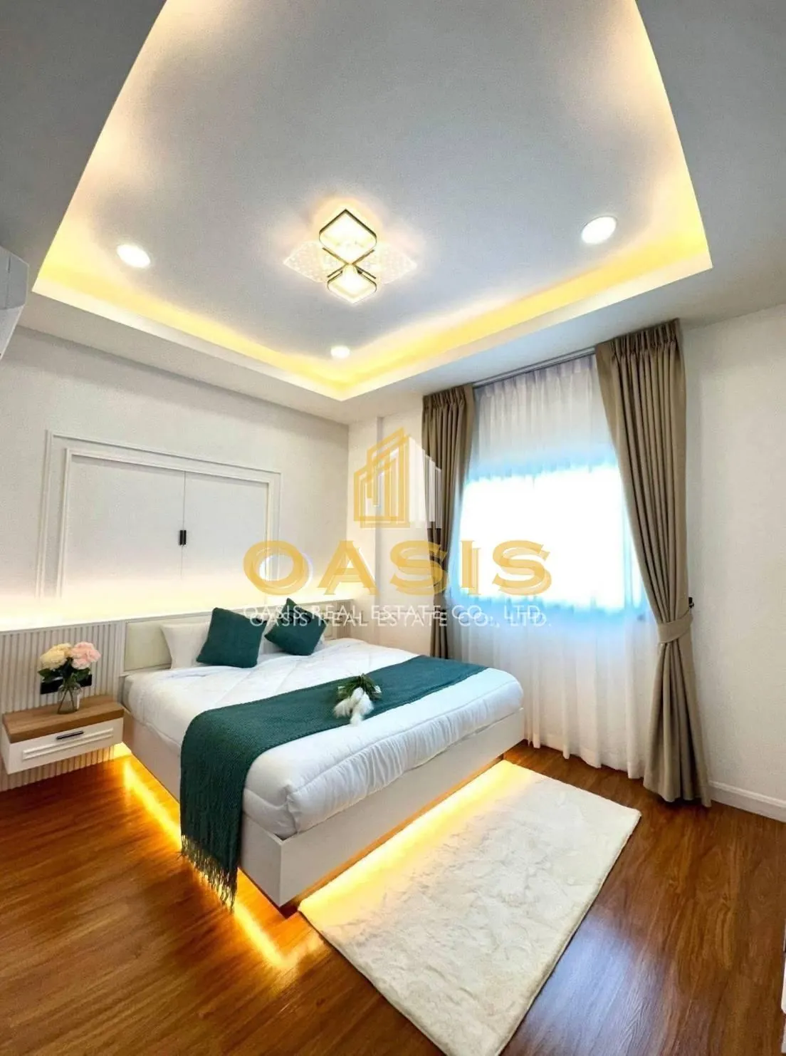 Pattaya Park Hill pool villa for sale