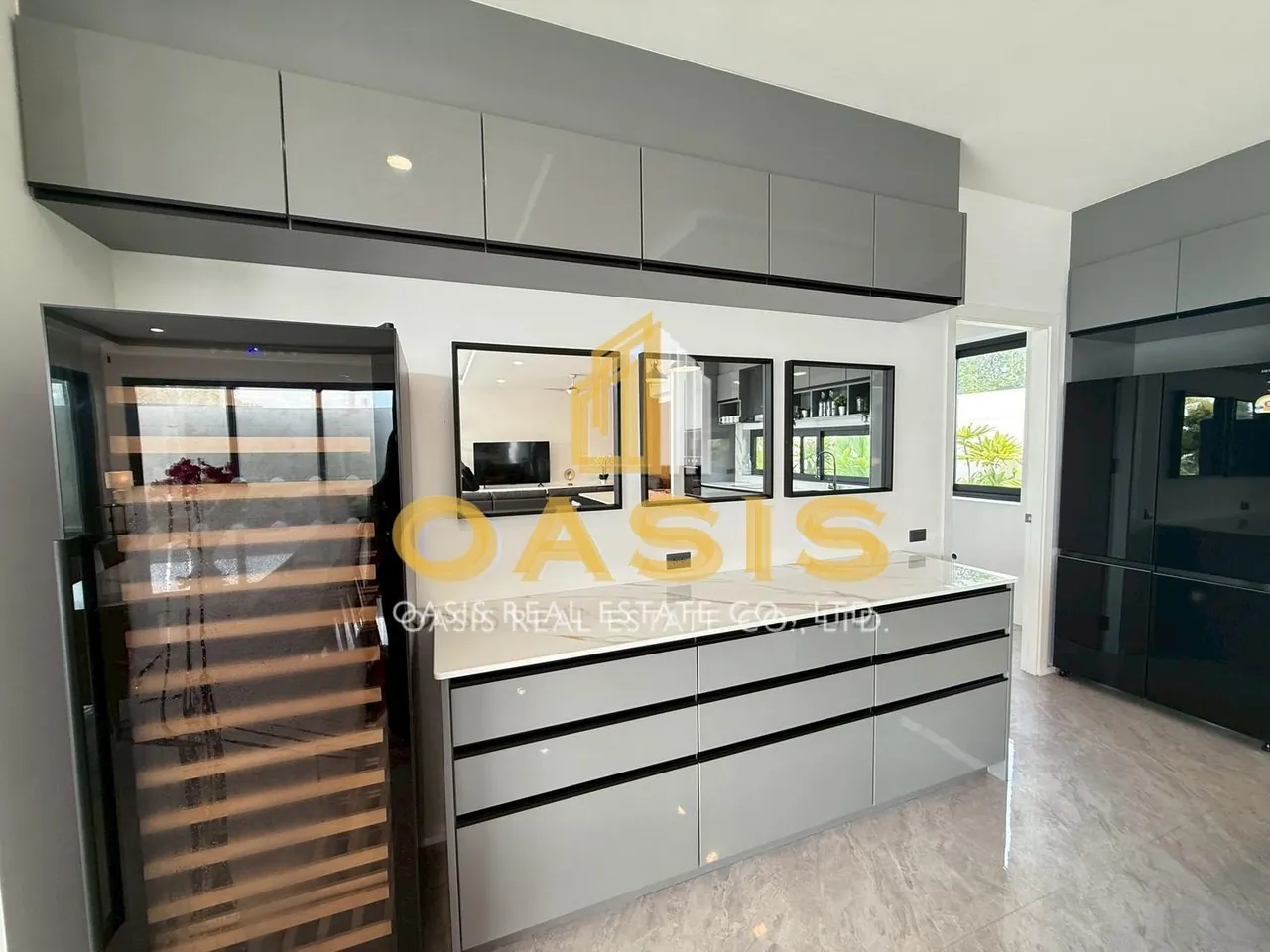 LUXURY POOL VILLAS IN A PRIME HILLSIDE LOCATION FOR SALE