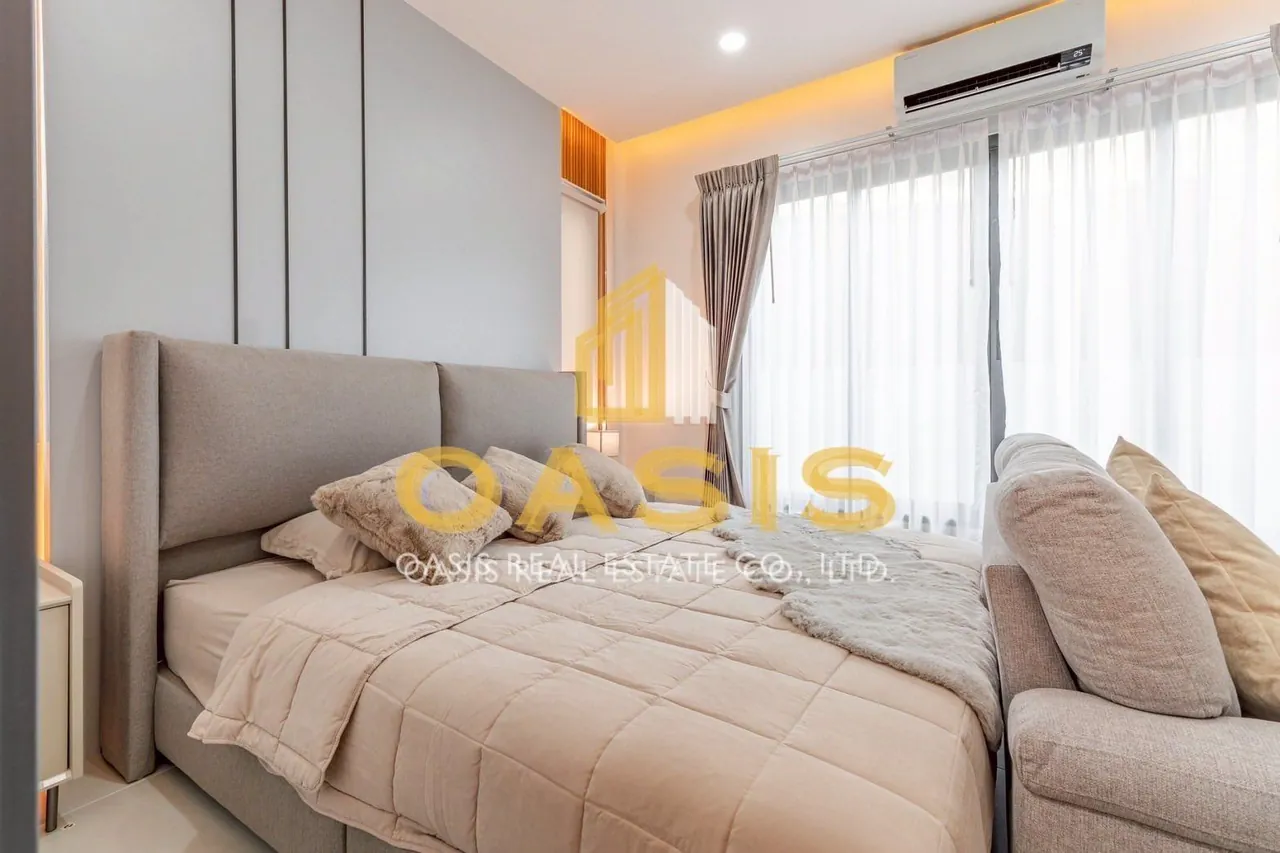 Modern Style Single House Pool Villa for Sale in Central Pattaya