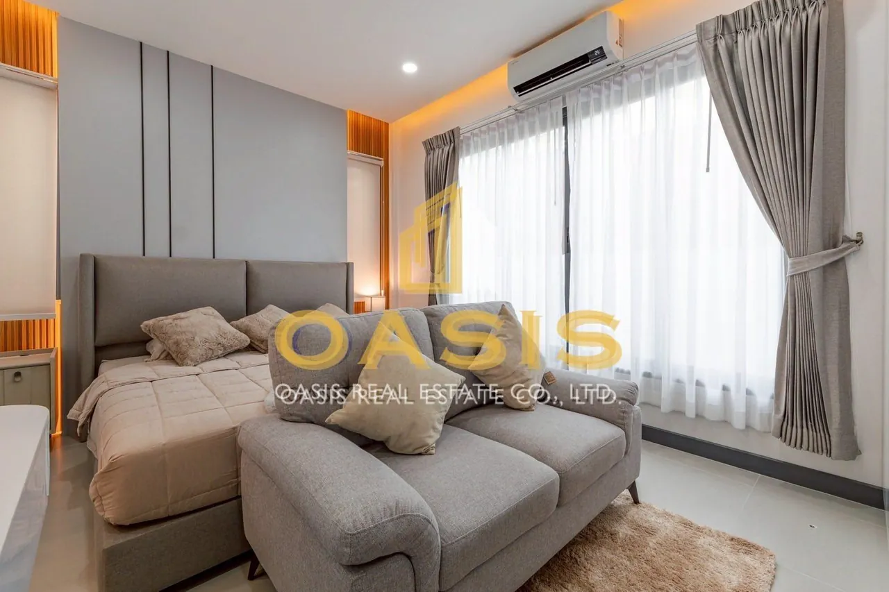 Modern Style Single House Pool Villa for Sale in Central Pattaya