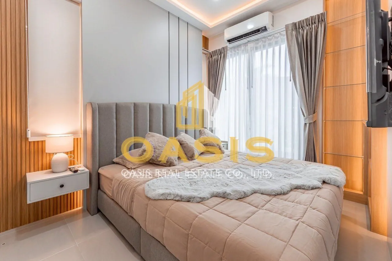 Modern Style Single House Pool Villa for Sale in Central Pattaya