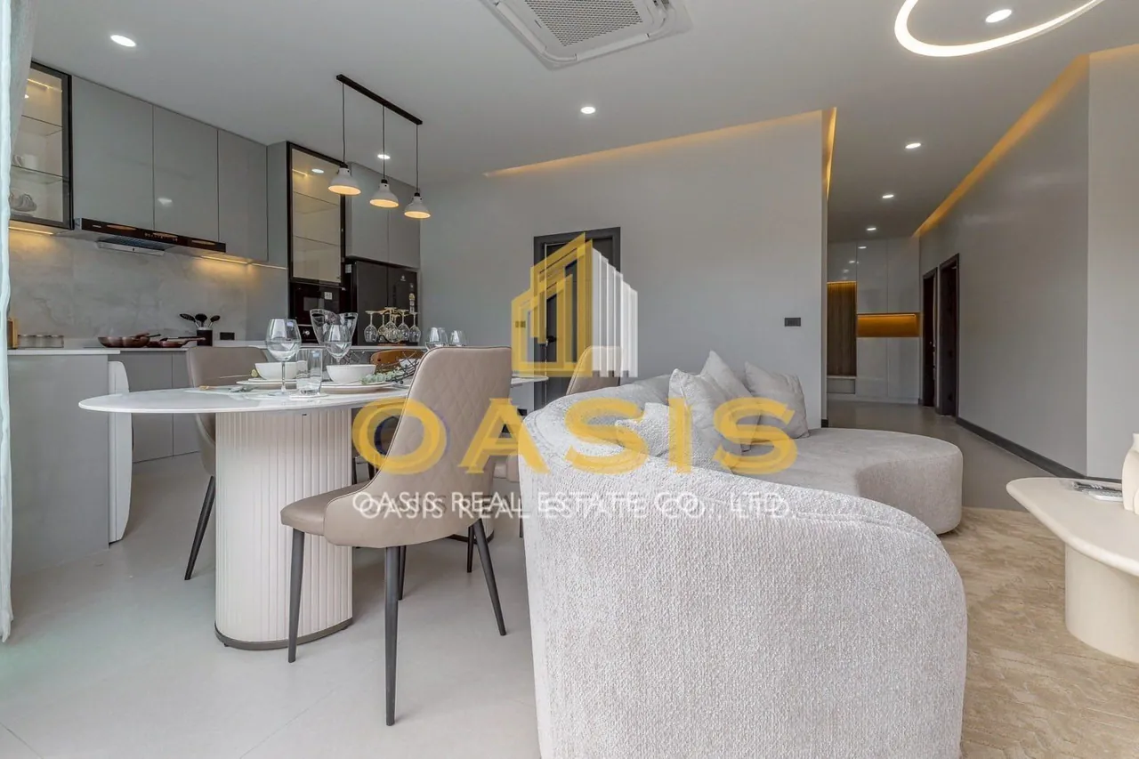 Modern Style Single House Pool Villa for Sale in Central Pattaya