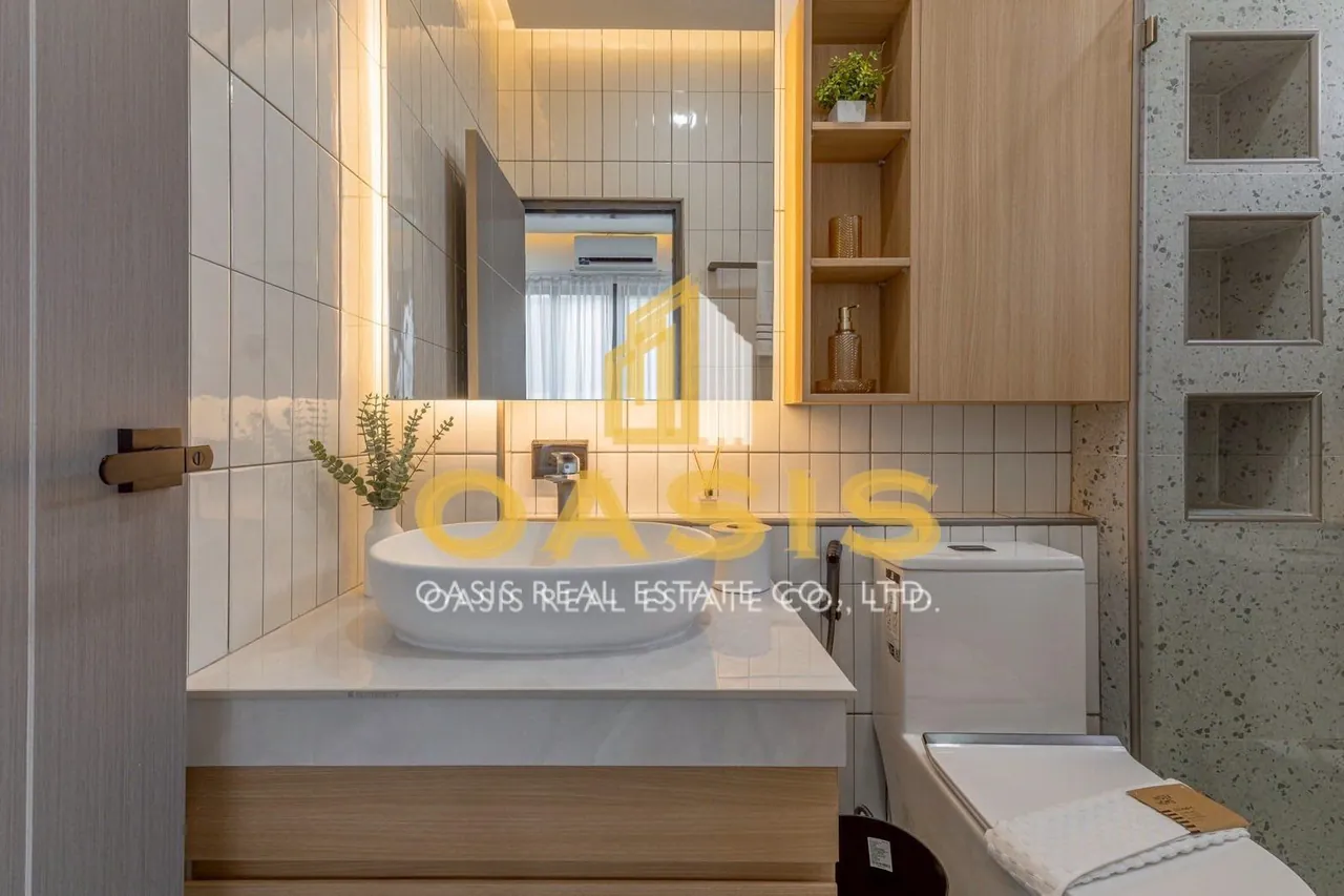 Modern Style Single House Pool Villa for Sale in Central Pattaya