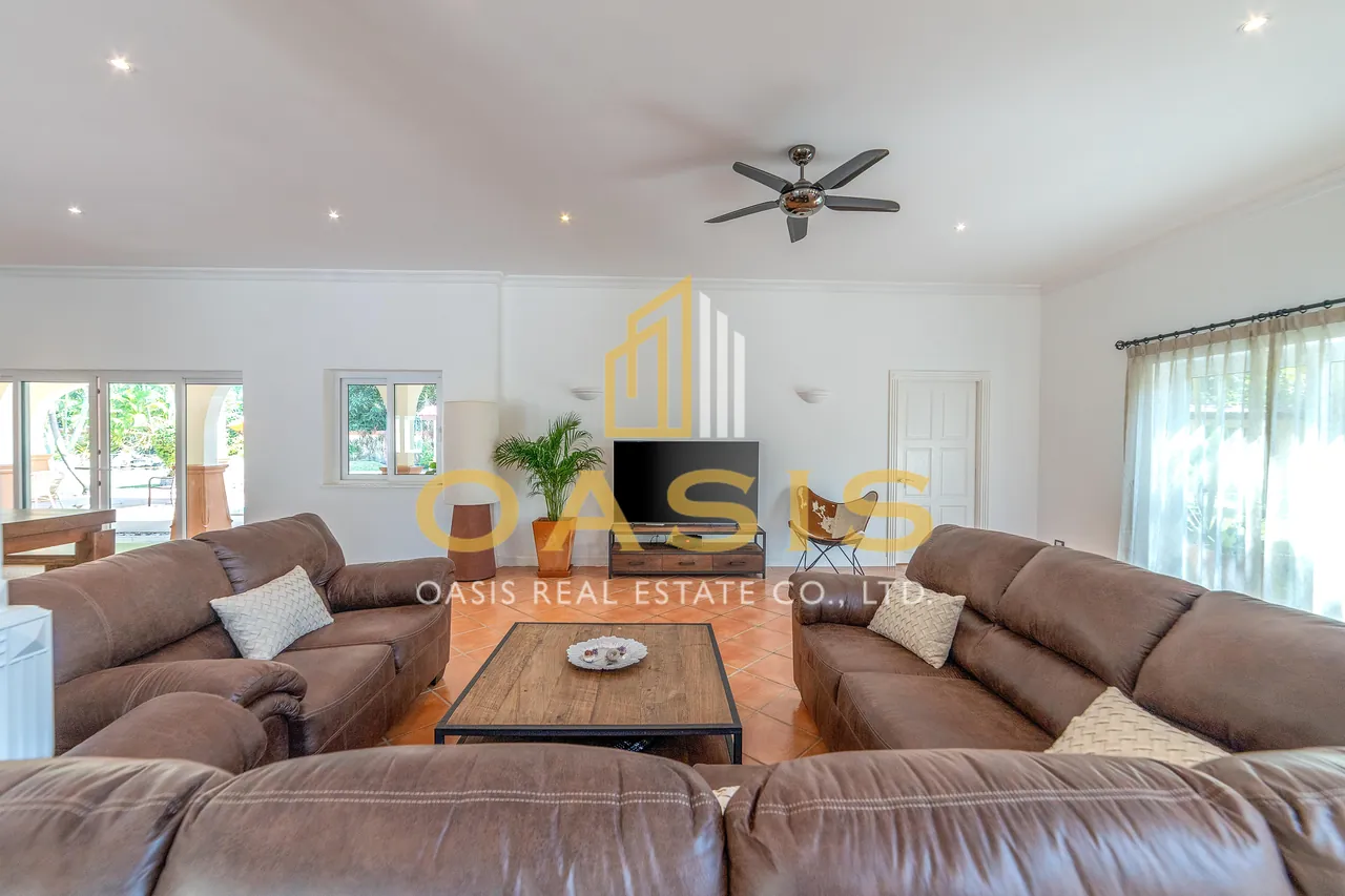 Elegant Luxury Pool Villa for Sale