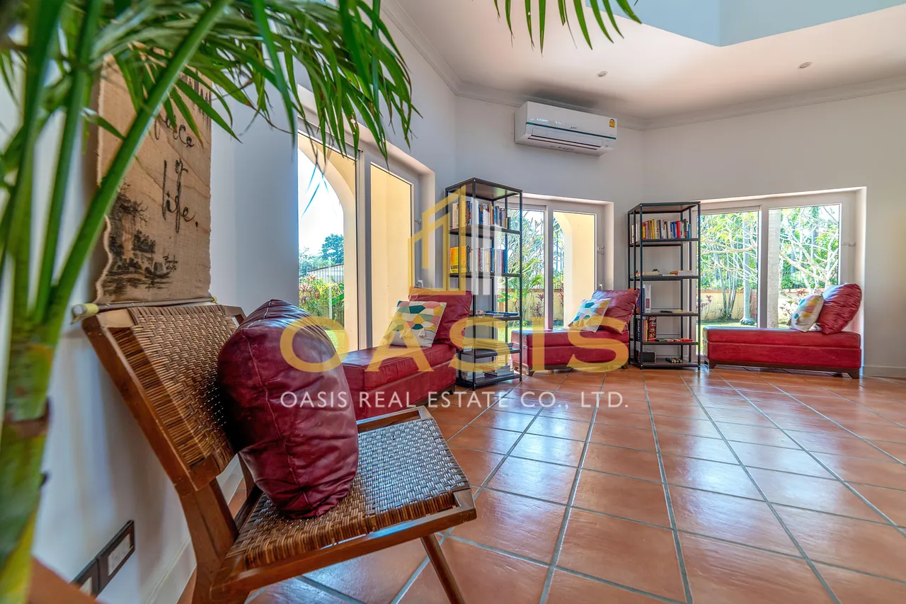 Elegant Luxury Pool Villa for Sale