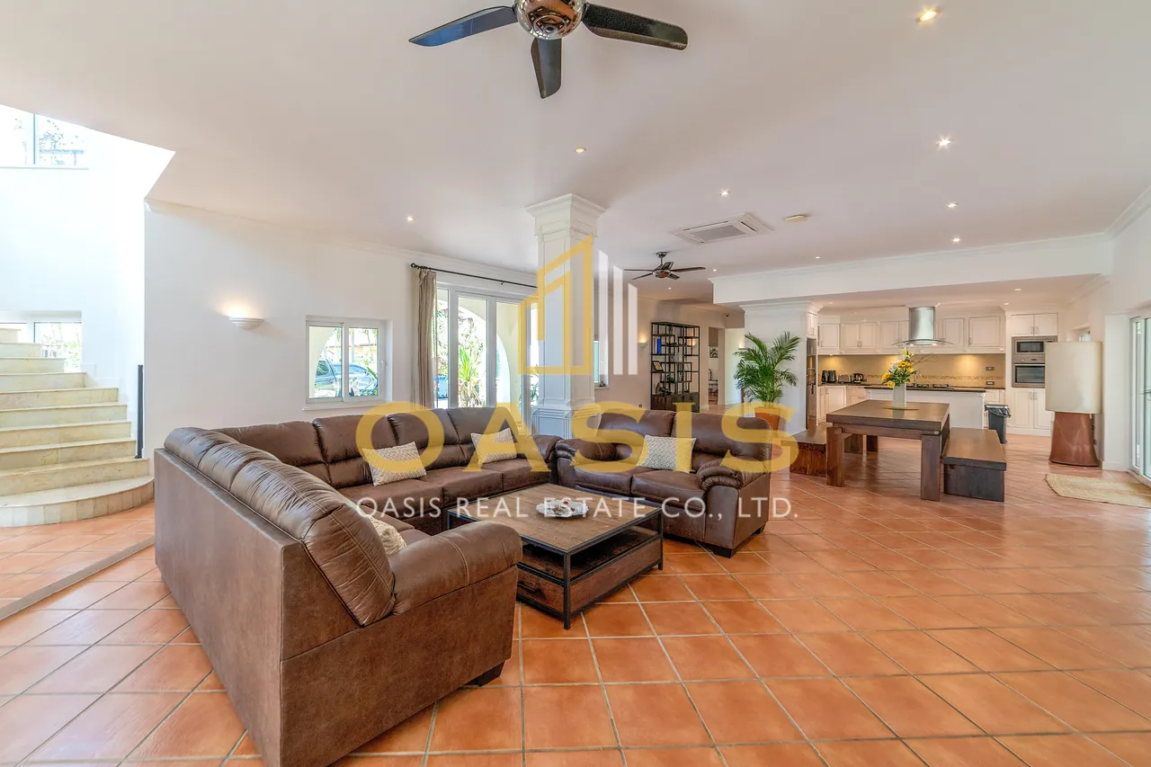 Elegant Luxury Pool Villa for Sale