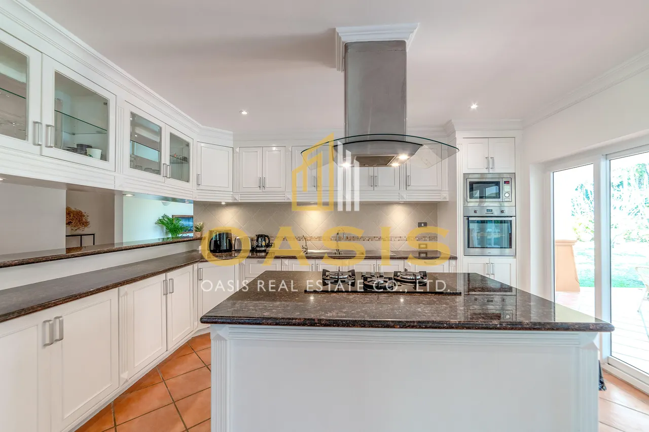 Elegant Luxury Pool Villa for Sale