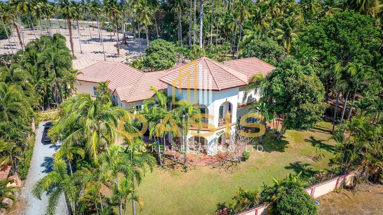 Elegant Luxury Pool Villa for Sale