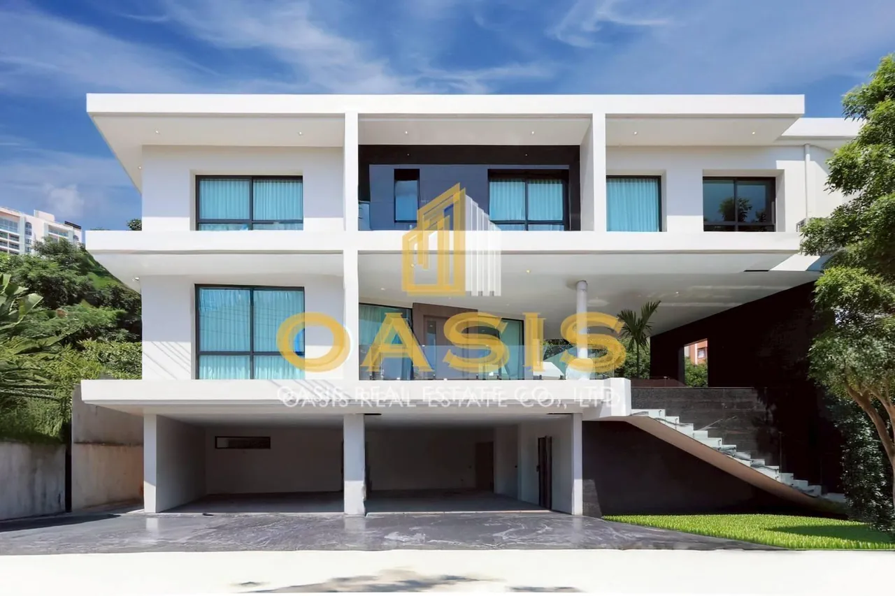 Exquisite 3-Storey Luxury Villa for sale
