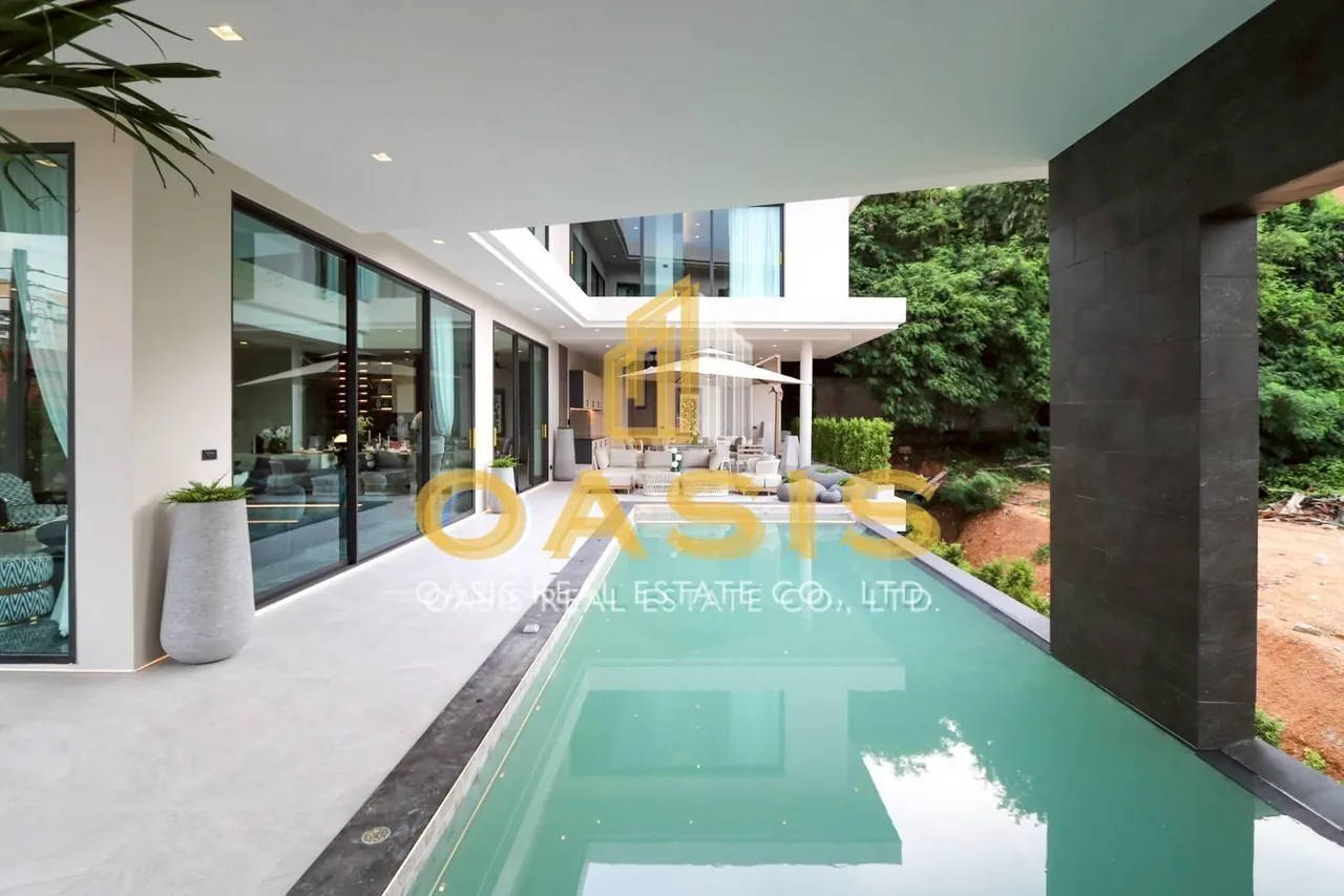 Exquisite 3-Storey Luxury Villa for sale