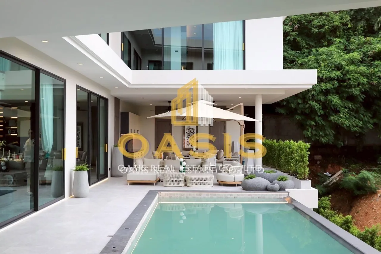 Exquisite 3-Storey Luxury Villa for sale