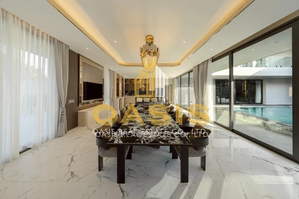 Luxury Modern Pool Villa Near Jomtien Beach For Sale