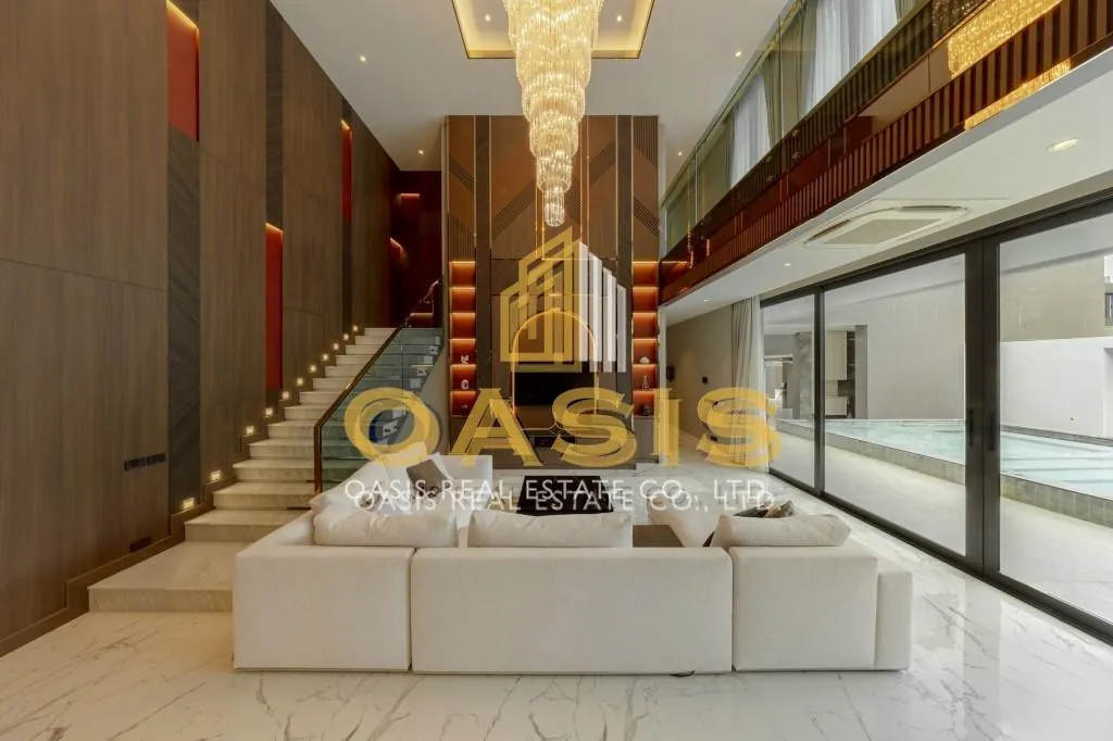 Luxury Modern Pool Villa Near Jomtien Beach For Sale