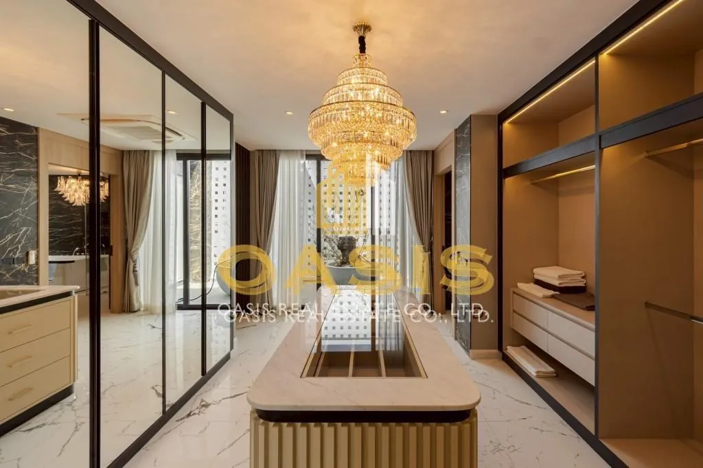 Luxury Modern Pool Villa Near Jomtien Beach For Sale