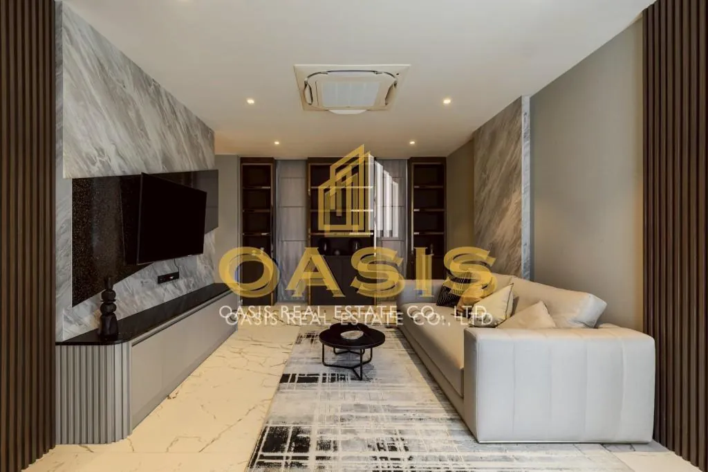 Luxury Modern Pool Villa Near Jomtien Beach For Sale