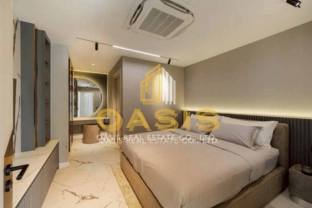 Luxury Modern Pool Villa Near Jomtien Beach For Sale
