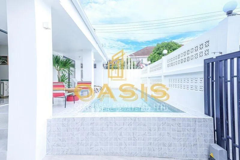 Modern Pool Villa in Naklua Area