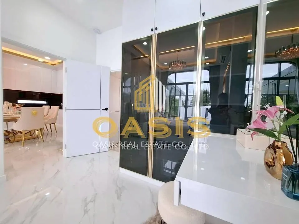 New pool villa for sale 1 km from MapPrachan Reservoir