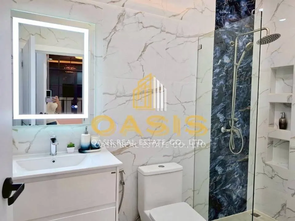 New pool villa for sale 1 km from MapPrachan Reservoir