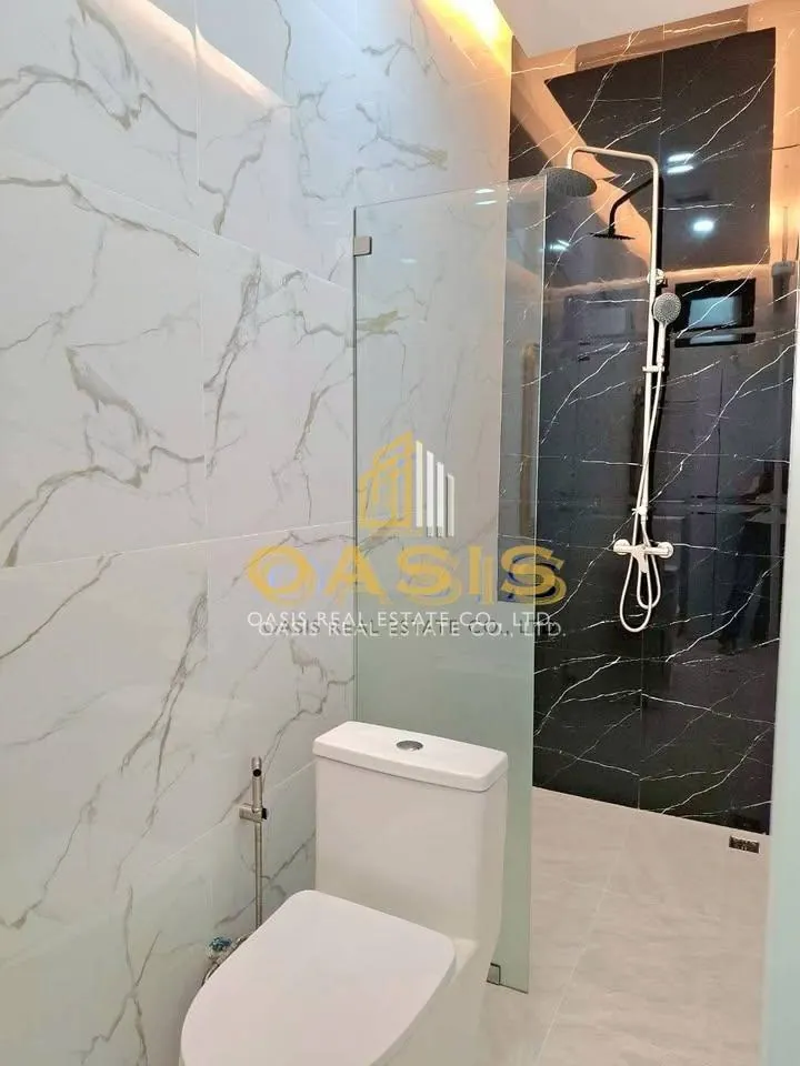 New pool villa for sale 1 km from MapPrachan Reservoir