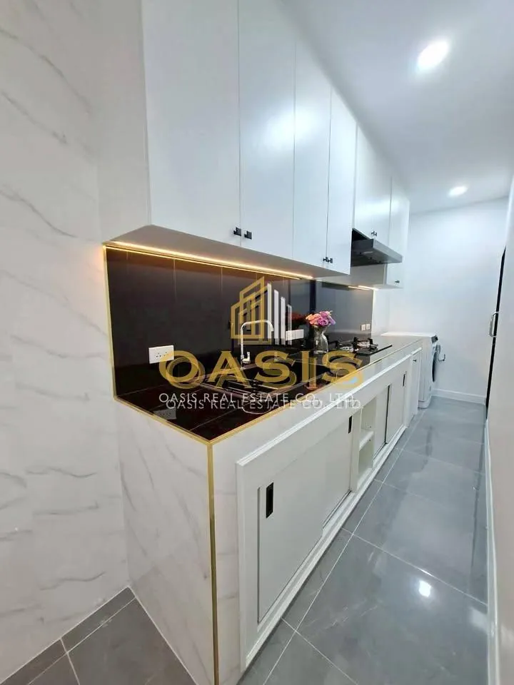New pool villa for sale 1 km from MapPrachan Reservoir