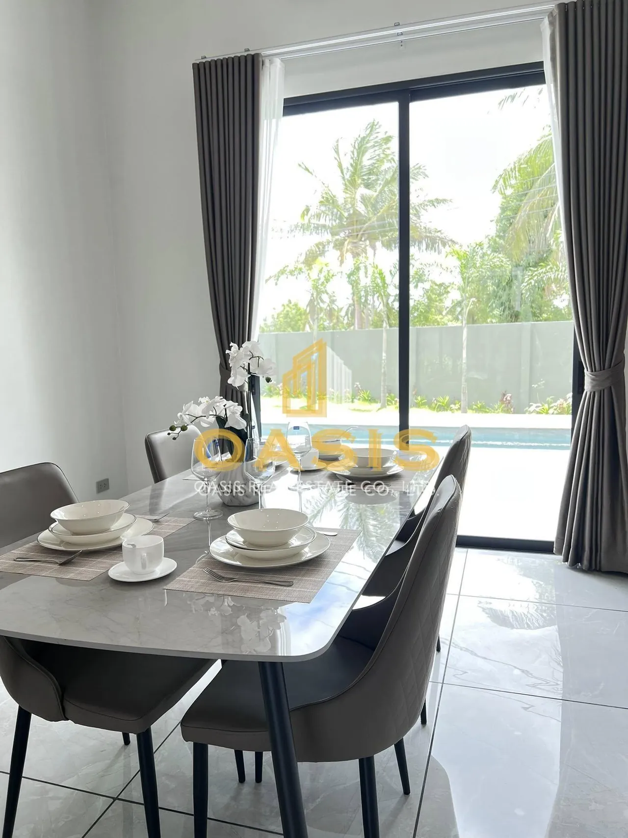 Single-Storey Pool Villa for Sale