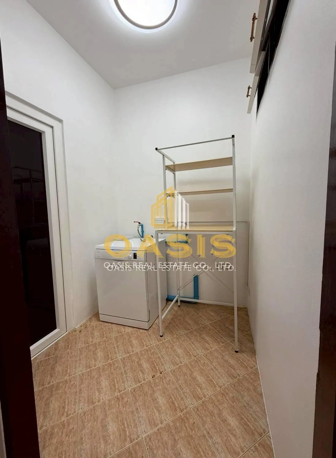 Exceptional renovated 2 story House for Sale and Rent