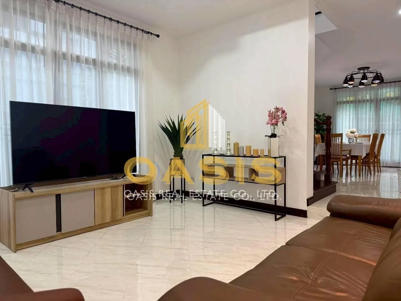 Exceptional renovated 2 story House for Sale and Rent