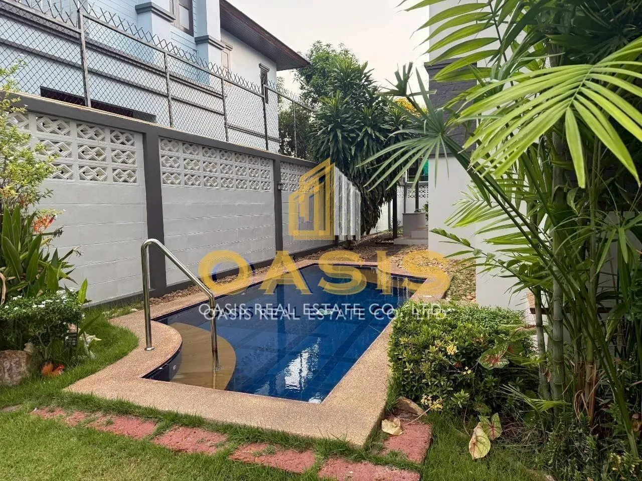 Exceptional renovated 2 story House for Sale and Rent