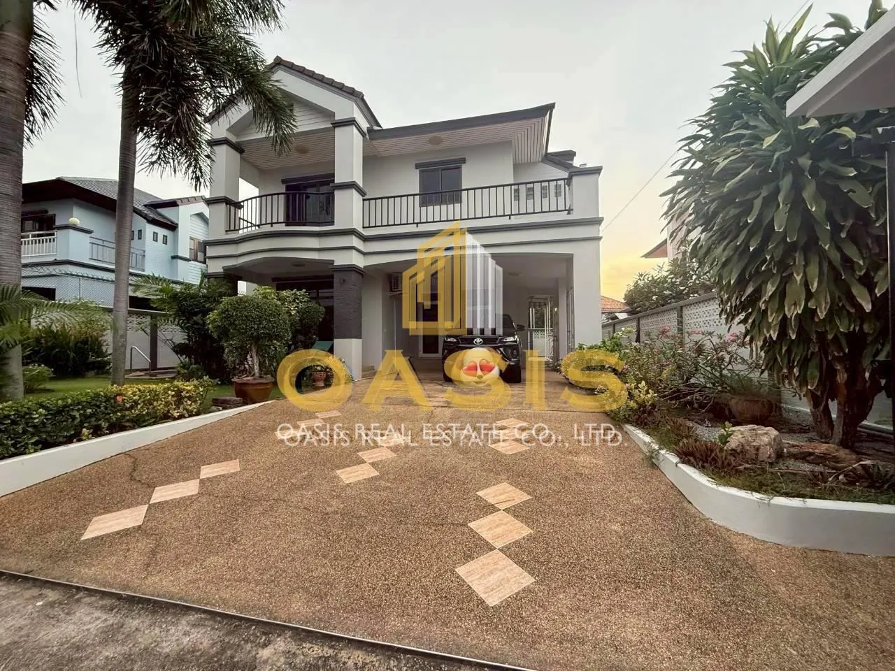 Exceptional renovated 2 story House for Sale and Rent