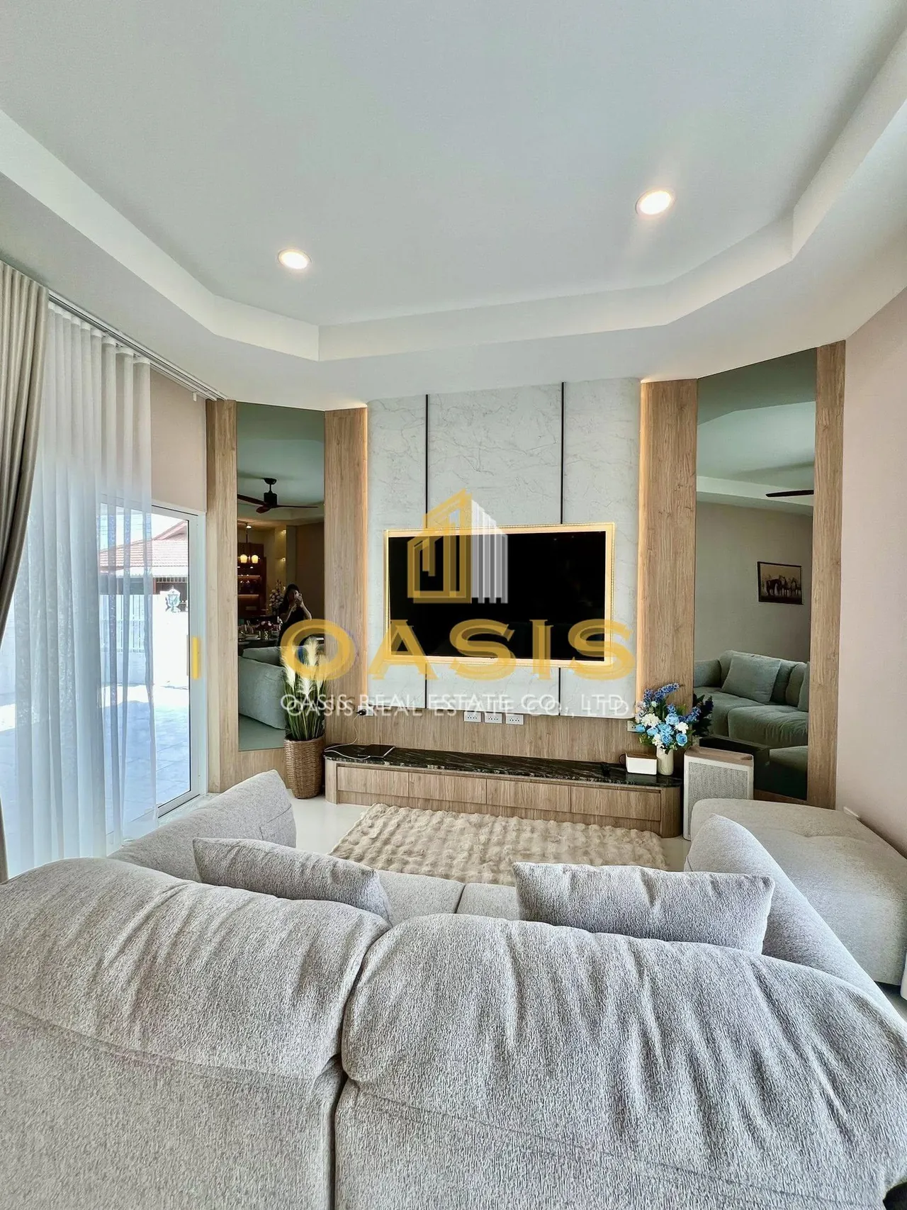 Single-storey corner house with a gentle for sale