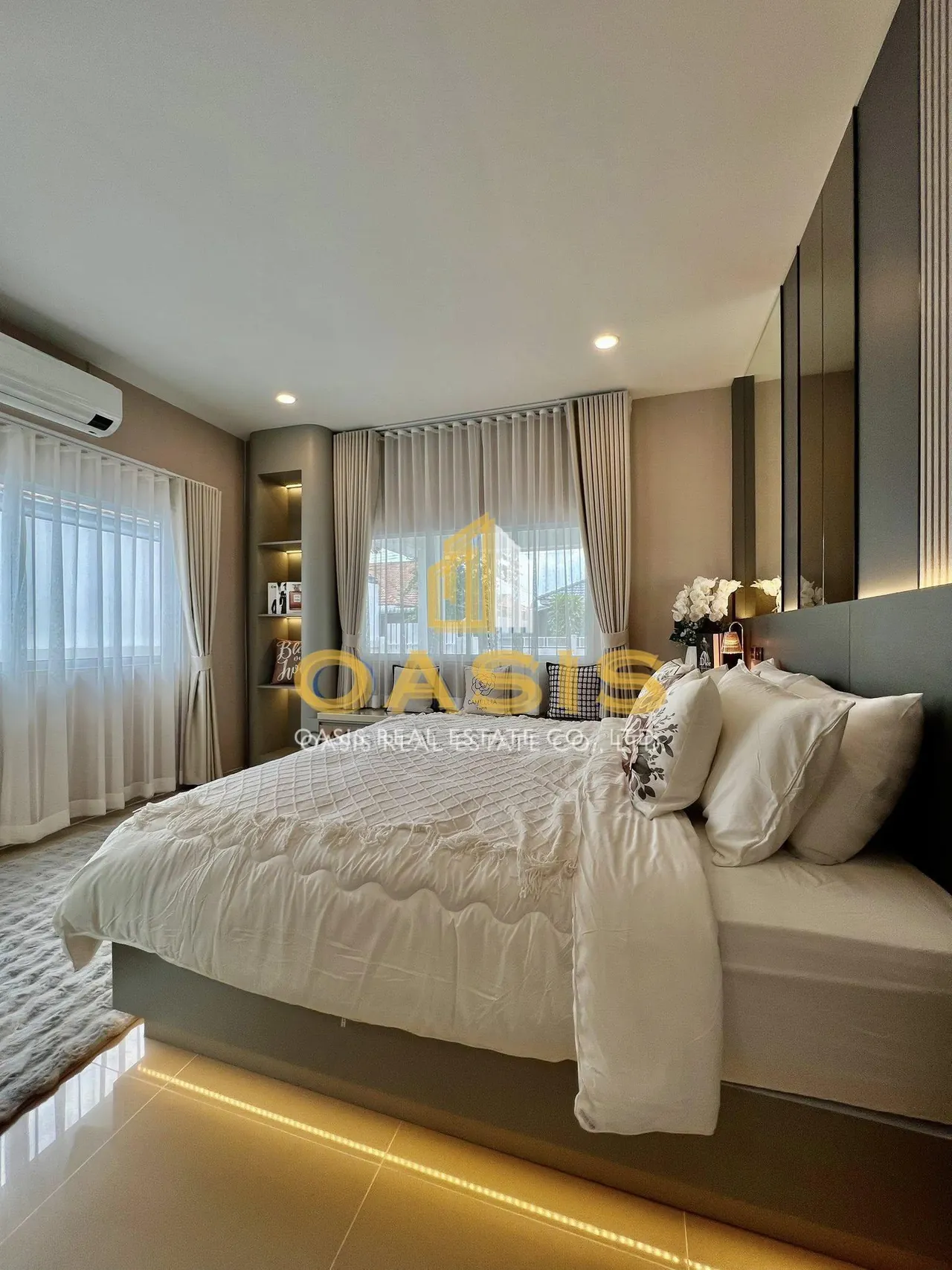 Single-storey corner house with a gentle for sale