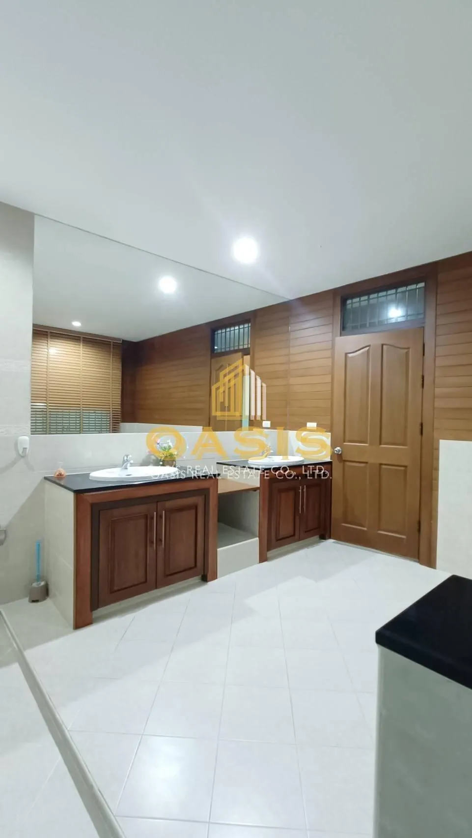 Family House for Sale Nibbana Shade
