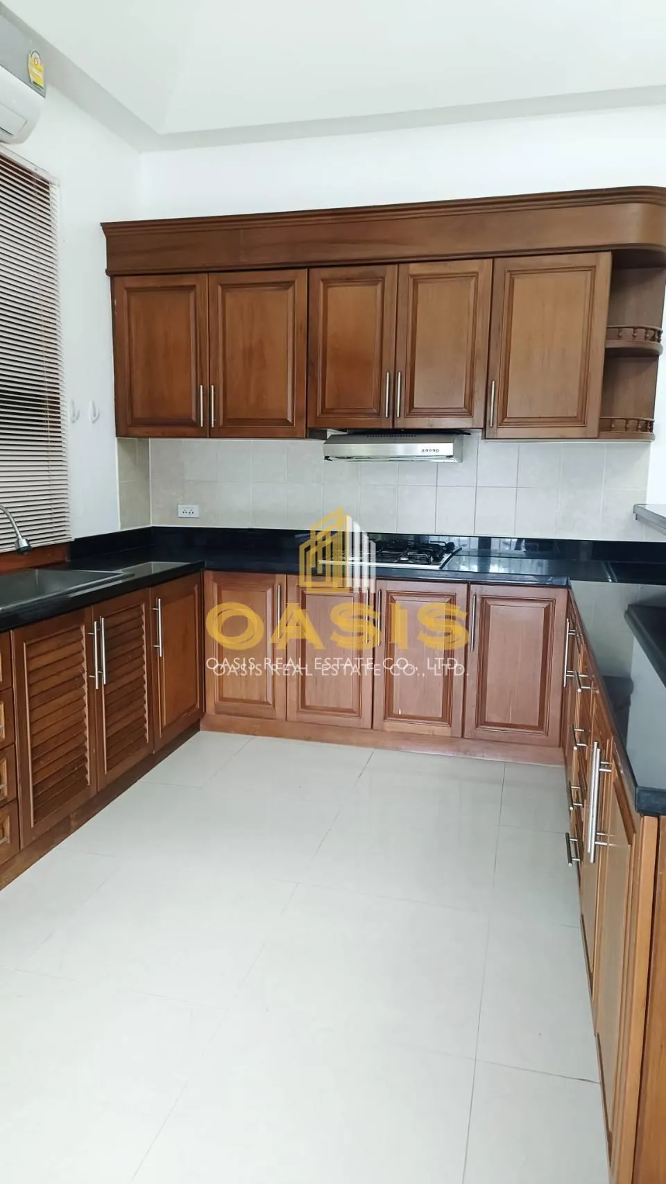 Family House for Sale Nibbana Shade