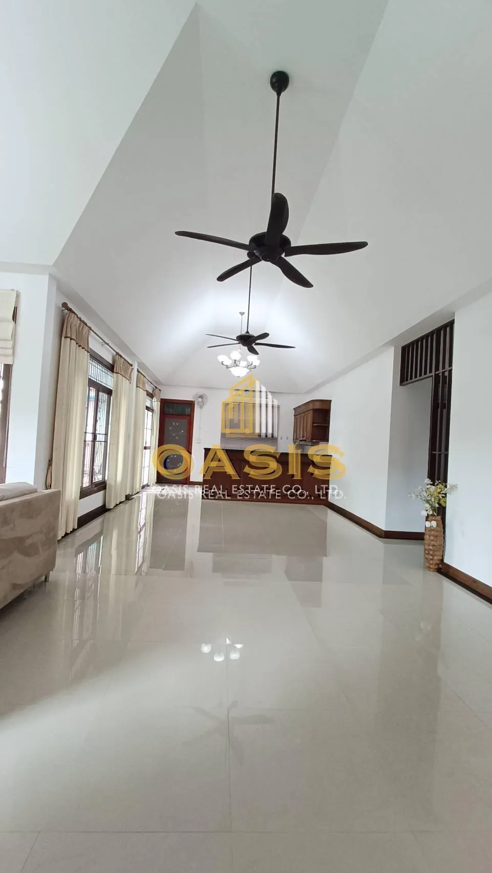 Family House for Sale Nibbana Shade