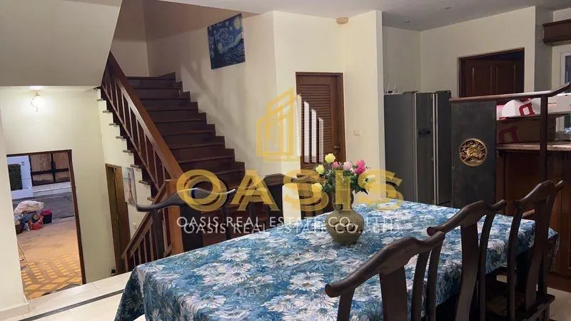 Luxury Pool Villa in Oriental Hawaii Pattaya For Sale