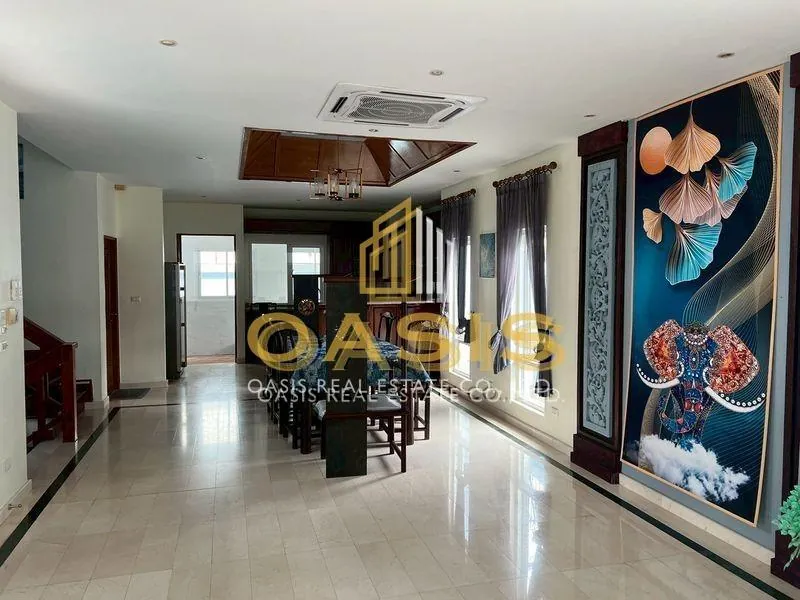 Luxury Pool Villa in Oriental Hawaii Pattaya For Sale