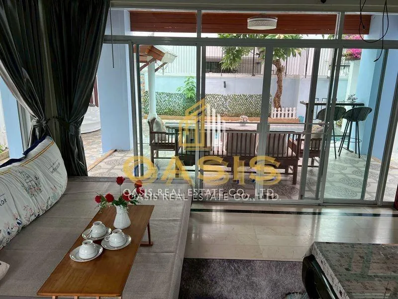 Luxury Pool Villa in Oriental Hawaii Pattaya For Sale