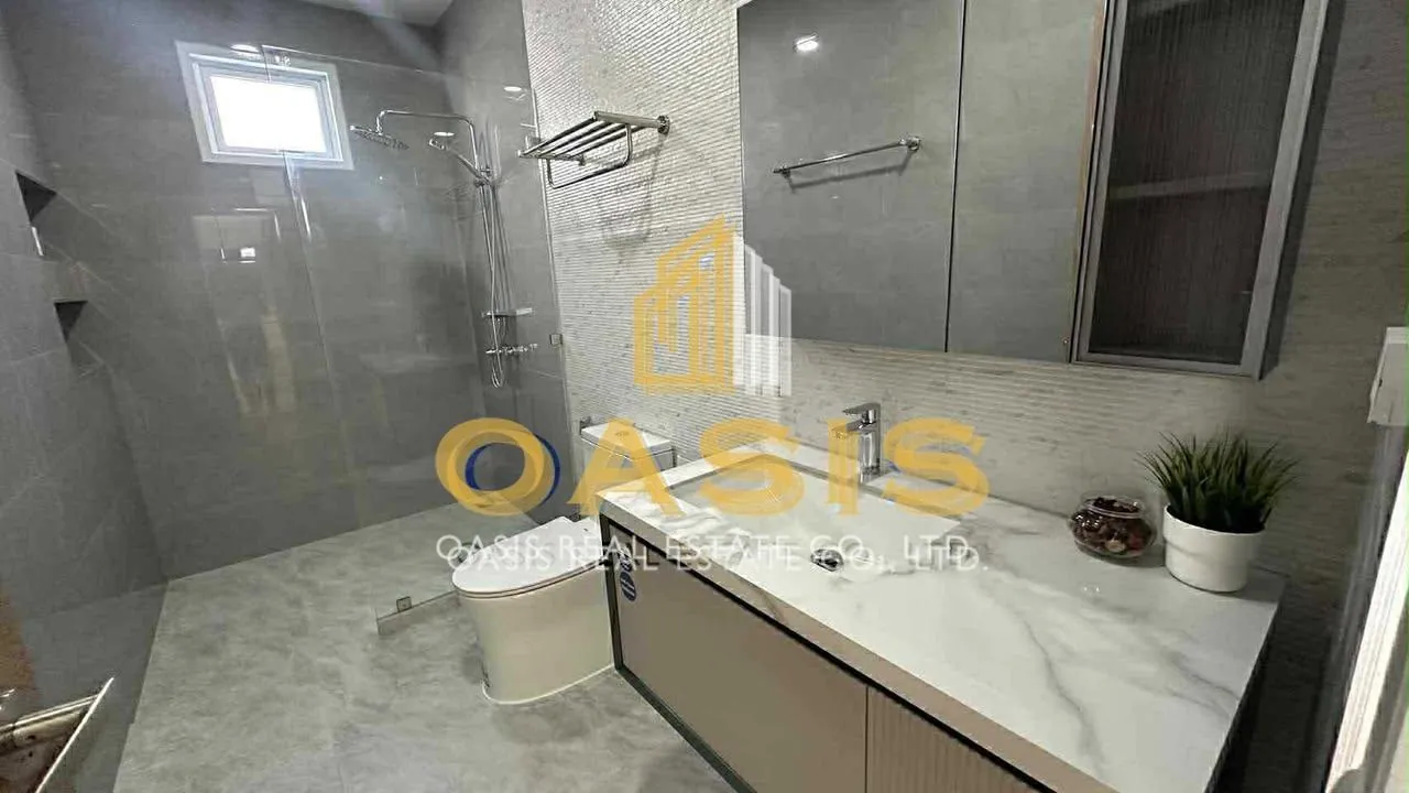 Brand-New Pool Villa for Rent Mabprachan Lake