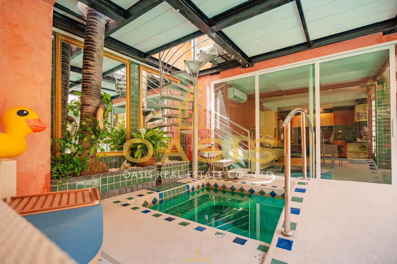 Jomtien Palace Village For Sale