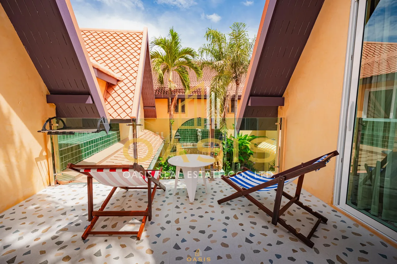 Jomtien Palace Village For Sale