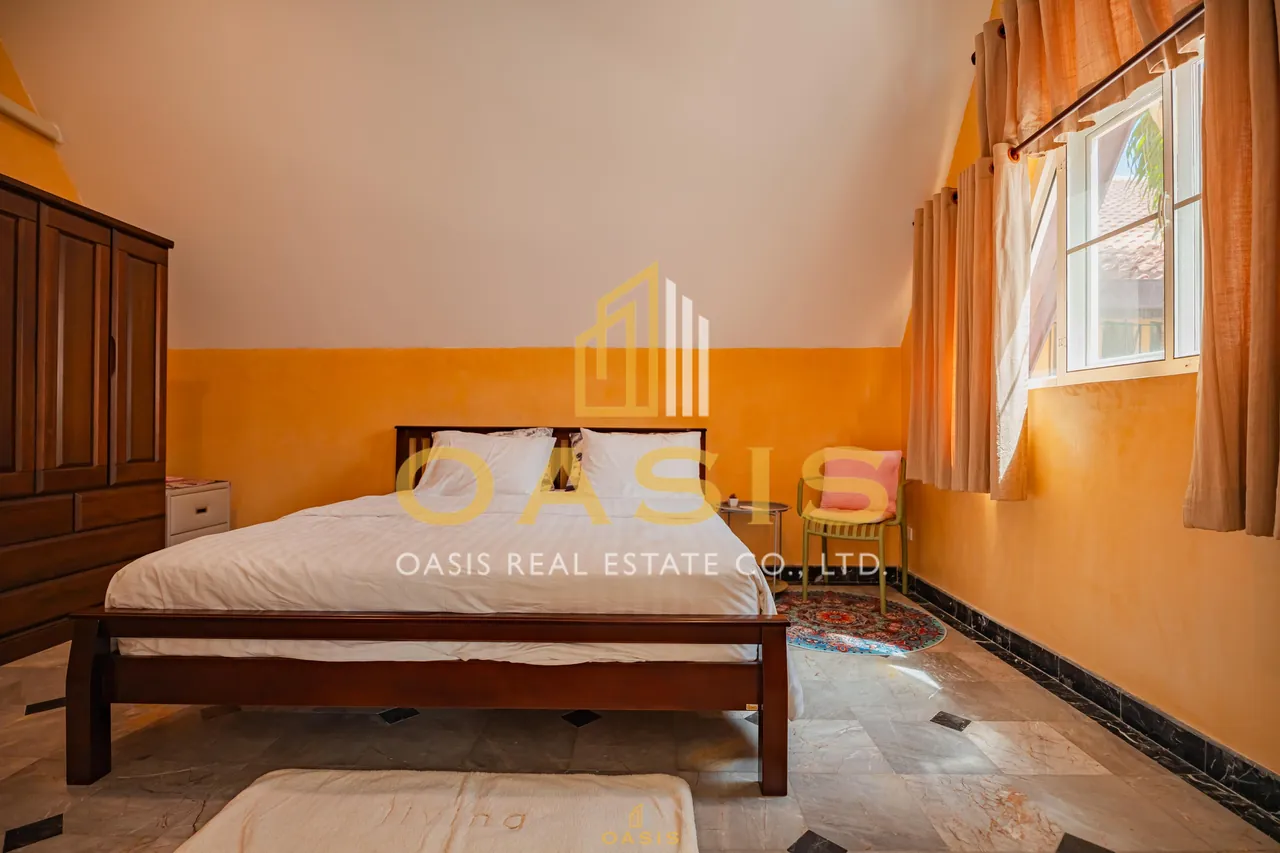 Jomtien Palace Village For Sale