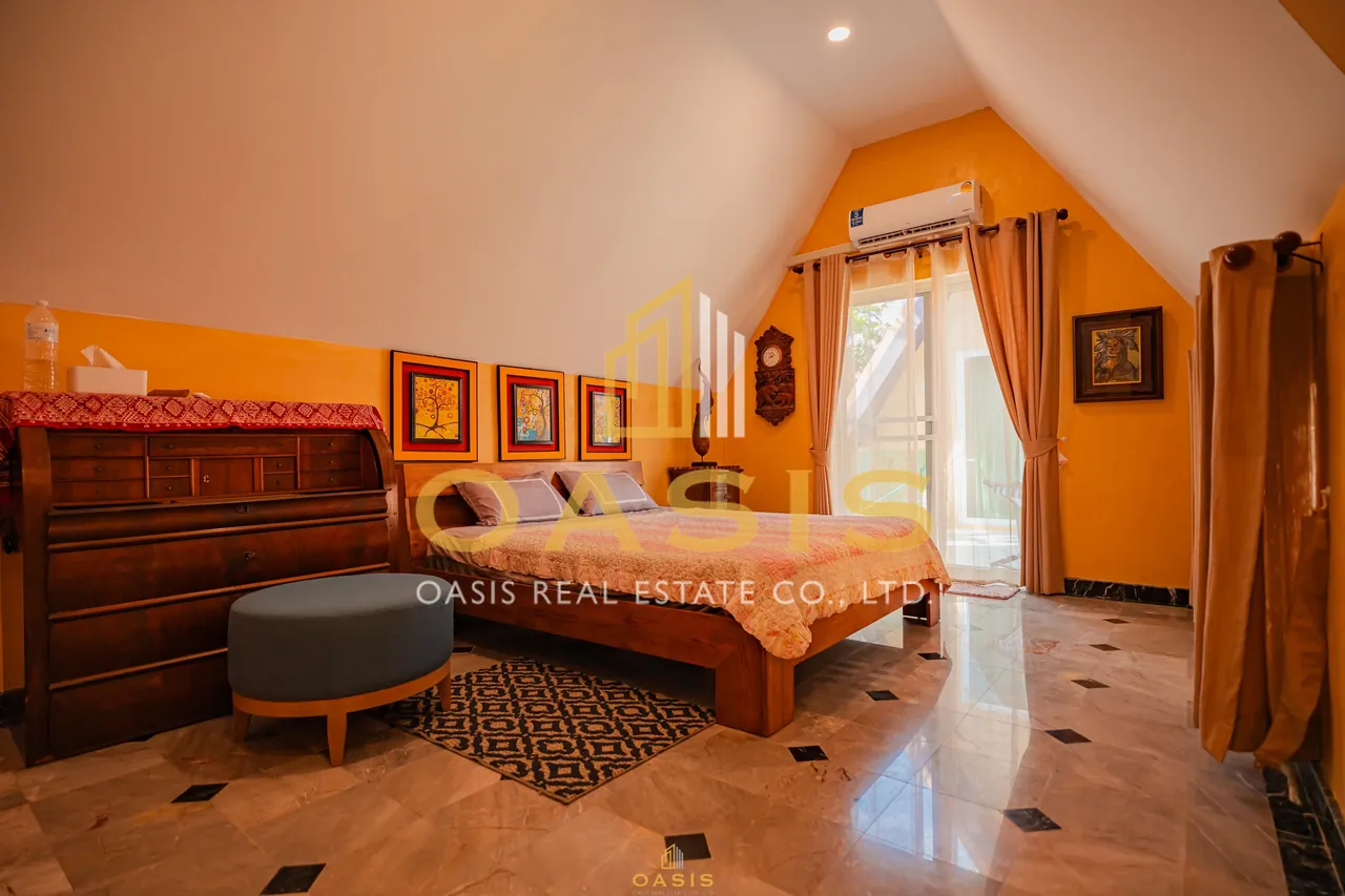 Jomtien Palace Village For Sale
