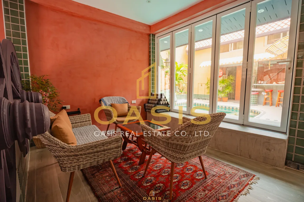 Jomtien Palace Village For Sale
