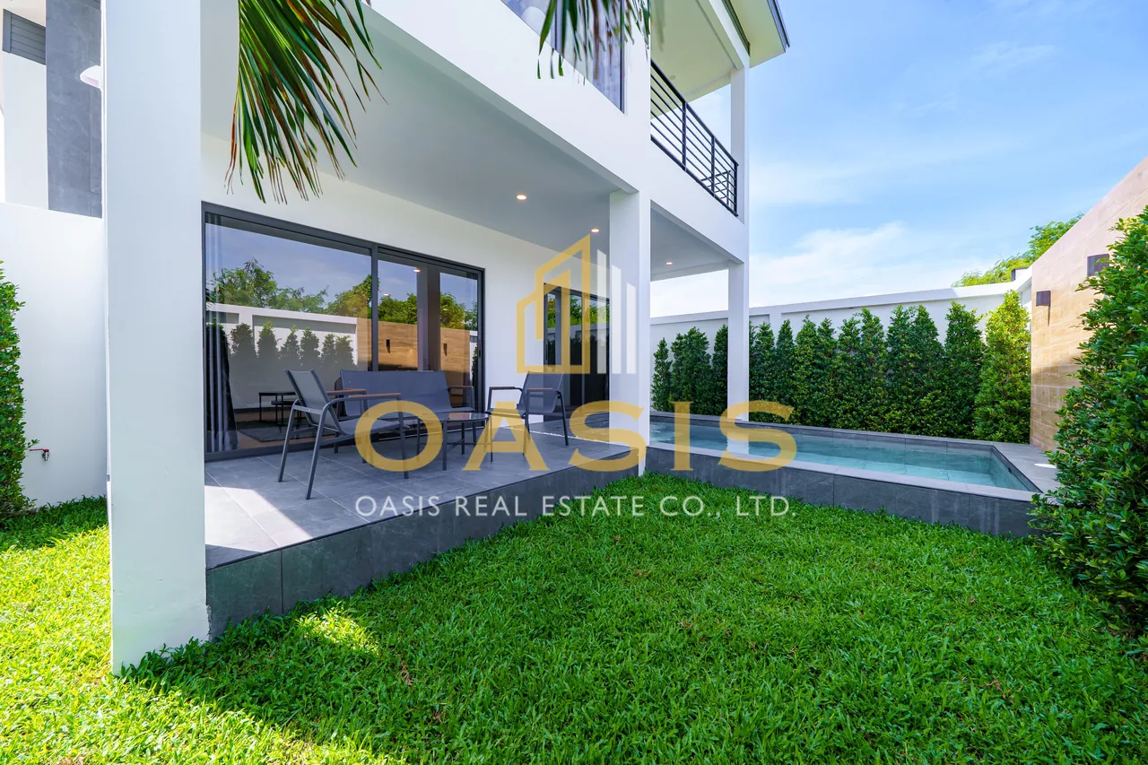 Modern 4 Bedrooms Pool Villa for sale near Mabprachan lake
