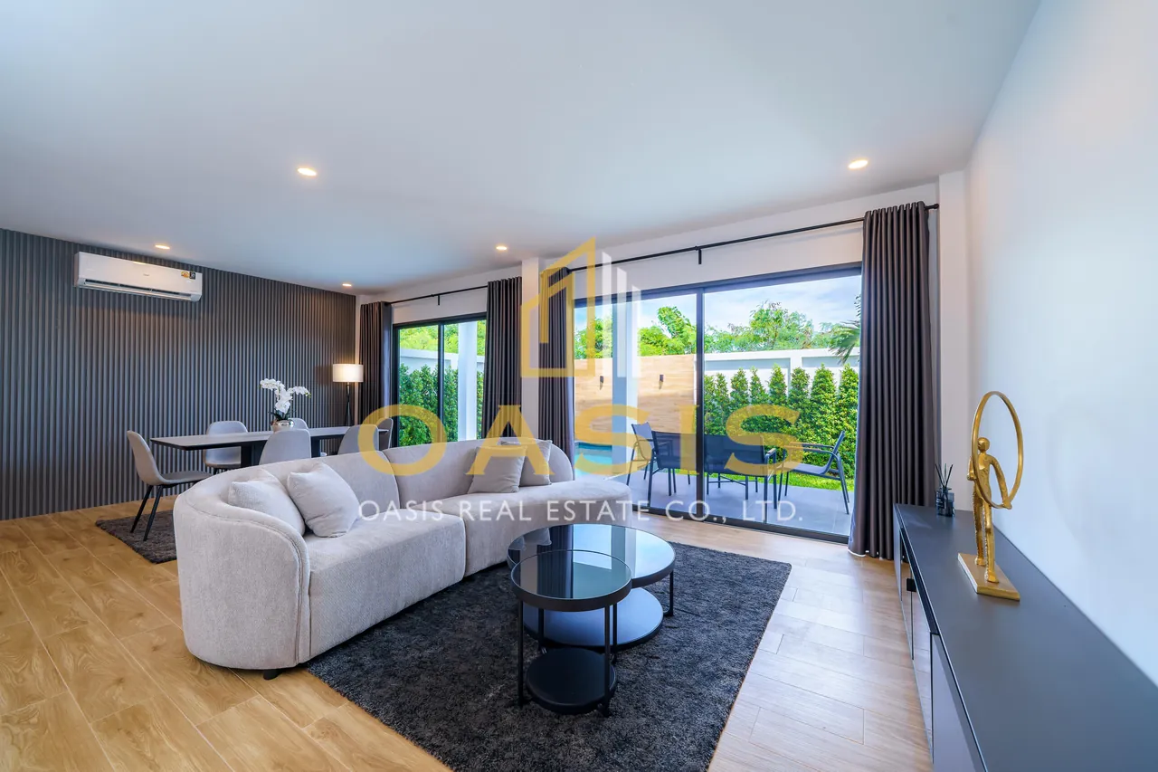 Modern 4 Bedrooms Pool Villa for sale near Mabprachan lake