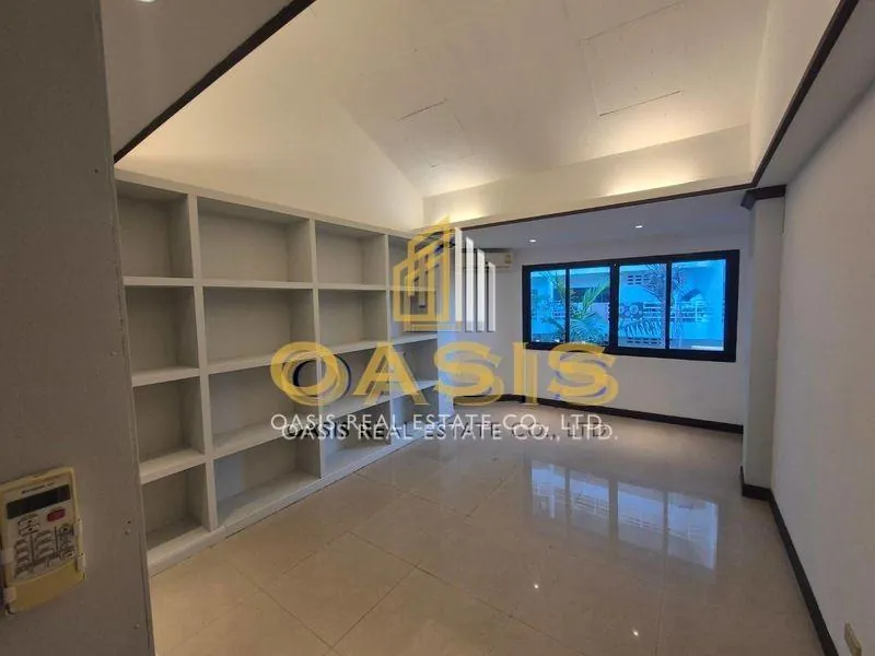 Luxury Beachfront Townhome Dongtan Beach for sale