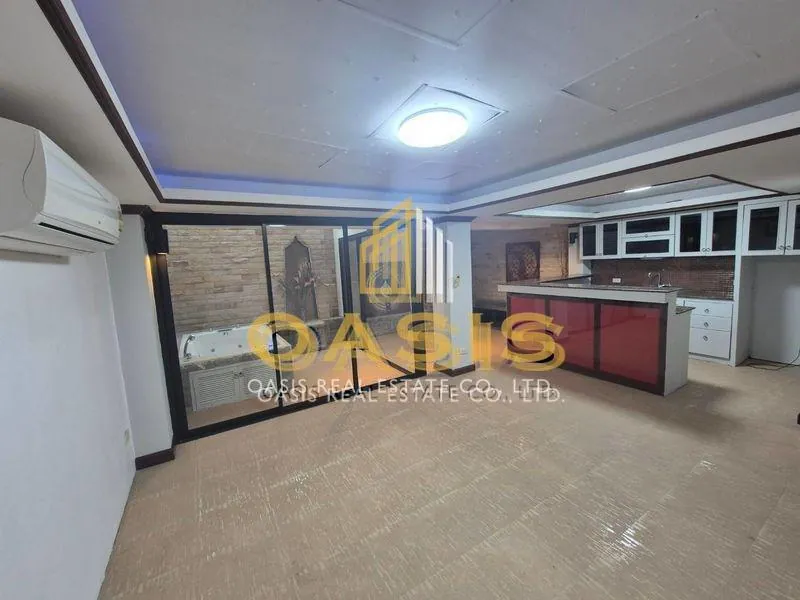 Luxury Beachfront Townhome Dongtan Beach for sale