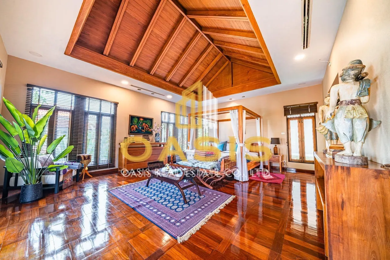 Luxury Pool Villa for Sale View Talay Marina